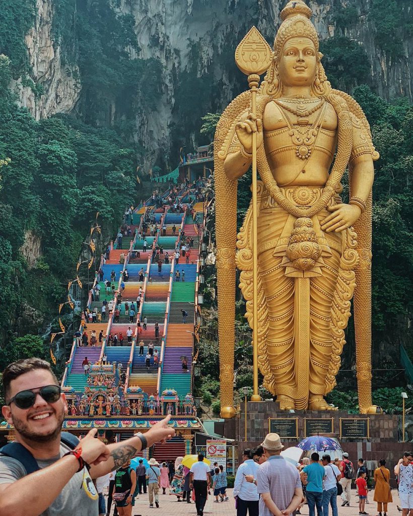 Anderson Dias from @196sonhos at the Batu Caves Temple in Kuala Lumpur